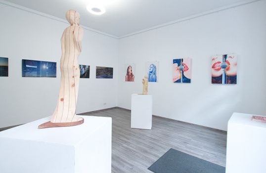 „Moderne Malerei und Skulptur“, Vernissage - Achtzig Galerie Berlin